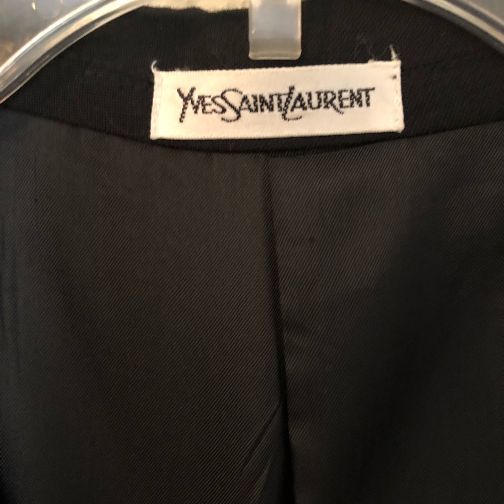 YSL Classy Black Tuxedo Jacket w/ Satin Peak Lapel - Picture 2 of 8